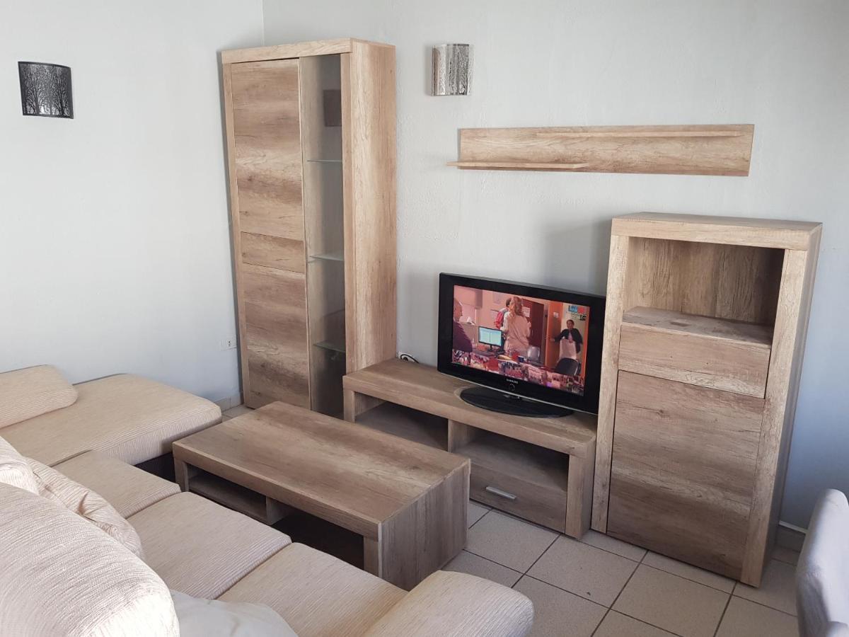 Apartamento Junto A La Piscina أرونا المظهر الخارجي الصورة